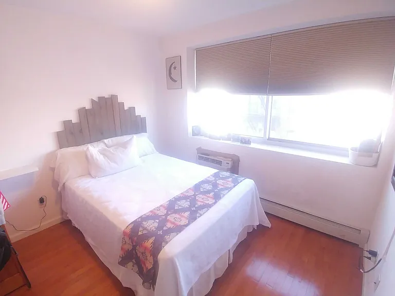 31 Monroe St #8B — Photo 3