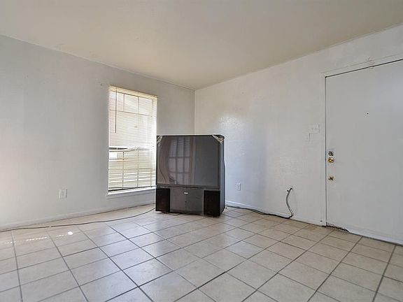 3rd image of 9090 S Braeswood Blvd APT 41