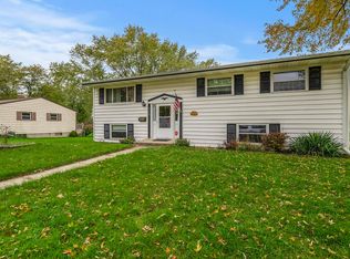 2705 Colorado Ave, Rockford, IL 61109