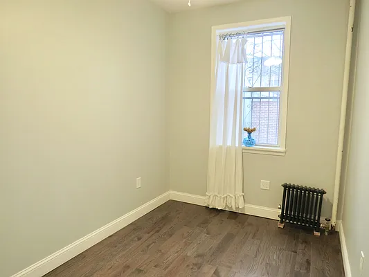 Rented by Halstead Real Estate | media 20