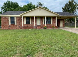 28 Randi Dr, Jackson, TN 38305