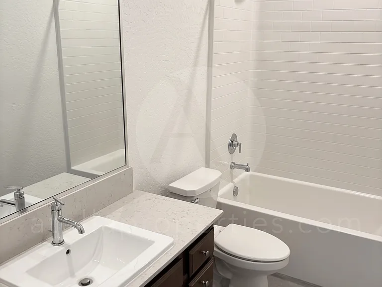 203 E Taylor Ave — Photo 11