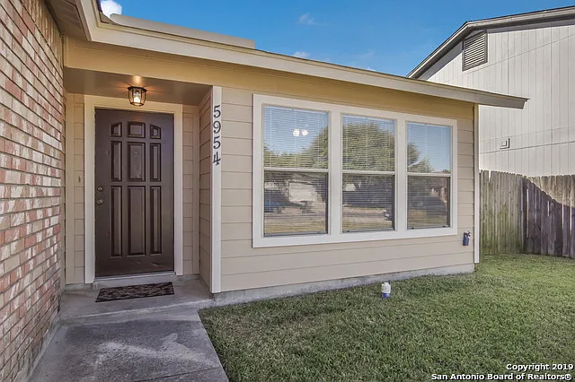5954 Summer Fest Dr — Photo 3