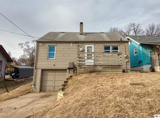 3715 N 44th Ave, Omaha, NE 68111