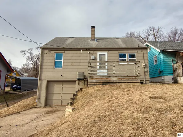 3715 N 44th Ave, Omaha, NE 68111
