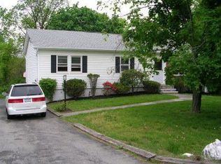 43 Catskill Ave, Poughkeepsie, NY 12603