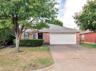 1832 Canyon Ridge St, Fort Worth, TX 76131