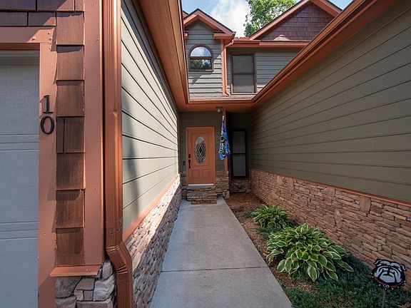 3rd image of 130 Emory Cir Unit 10