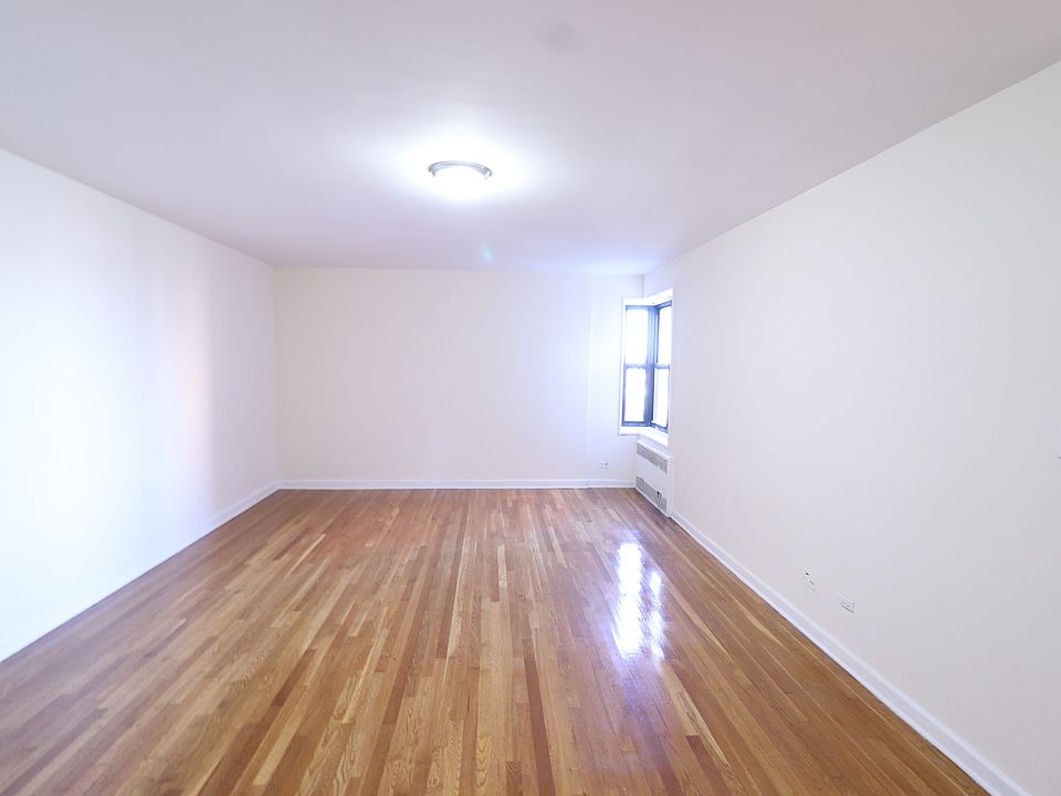 1st image of 3415 Parsons Blvd APT 6DD
