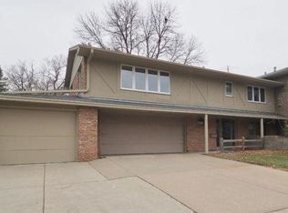 6334 Halifax Ave S, Edina, MN 55424