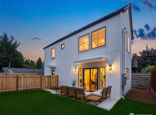 9224 36th Ave SW #2, Seattle, WA 98126