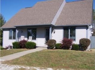 1211 N Elsea Smith Rd, Independence, MO 64056