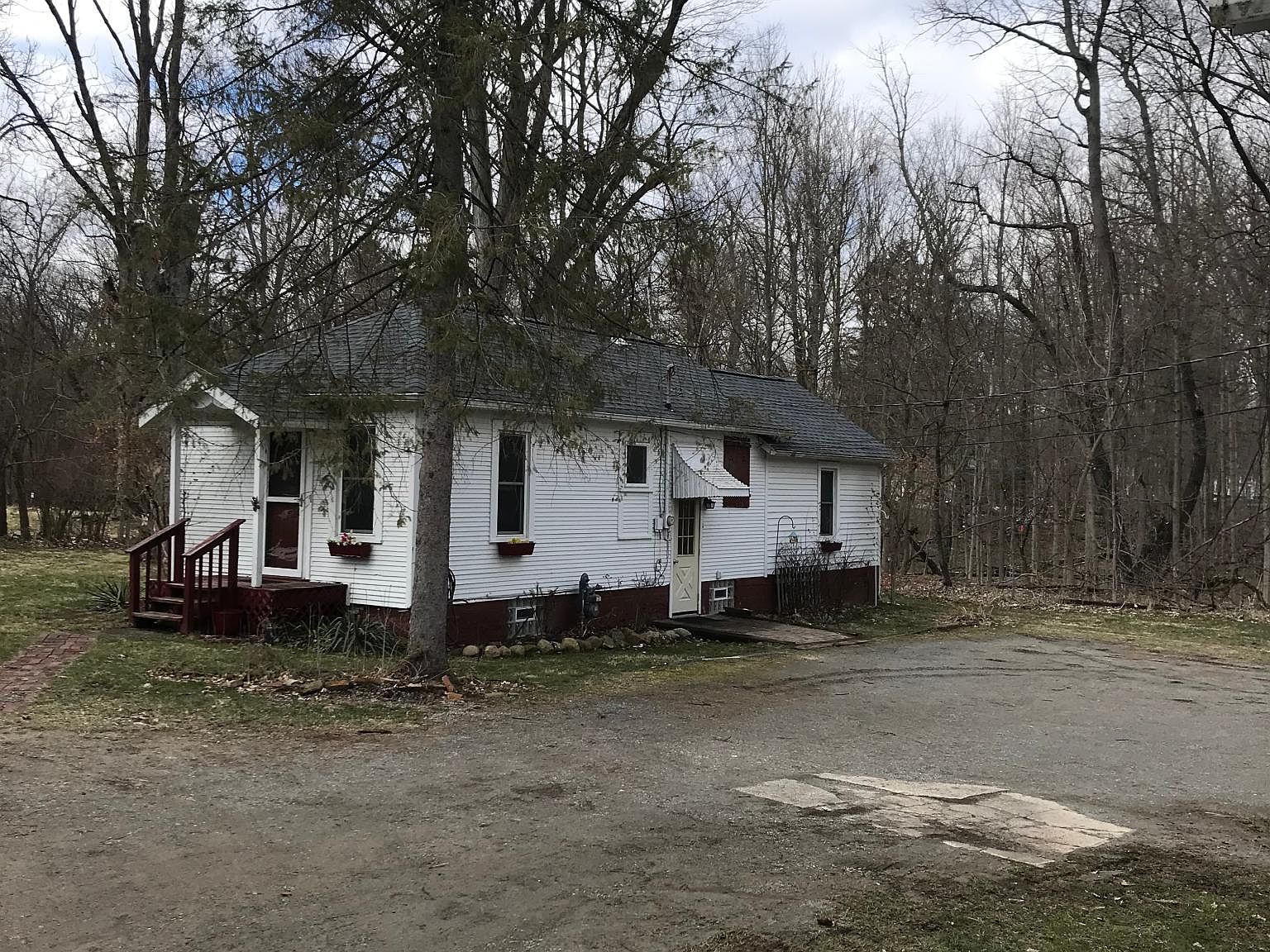 629 1/2 Platt St, Niles, MI 49120 Zillow