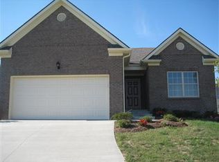 2541 Milsom Ln, Lexington, KY 40511