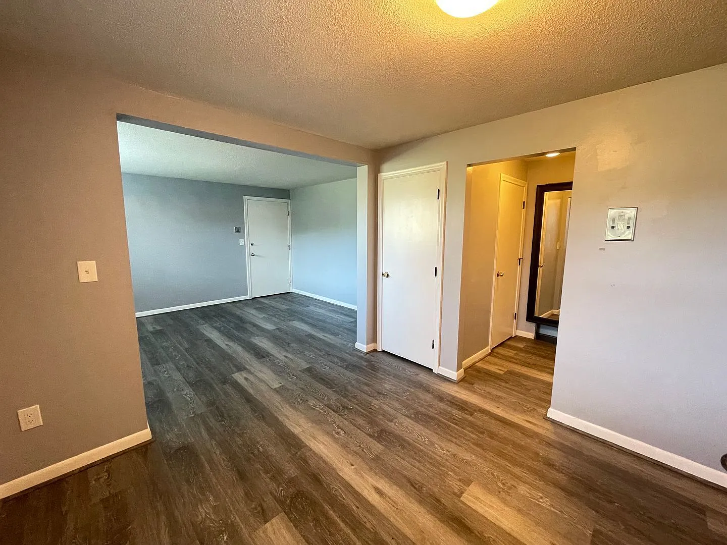Studio, 1.0 bath, 363 sqft, $1,350 — Photo 3