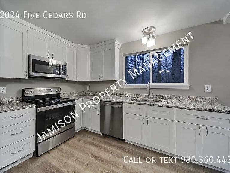 12024 Five Cedars Rd — Photo 12