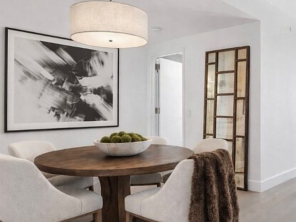 3rd image of 100 Lovejoy Wharf Unit 4J