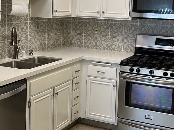 2nd image of 24707 Sand Wedge Ln