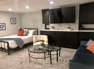 1 Melrose St #1A, Boston, MA 02116