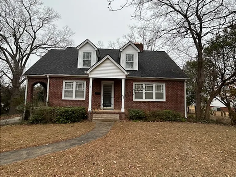 1 bed, 1.0 bath, 600 sqft, $1,200 — Photo 2