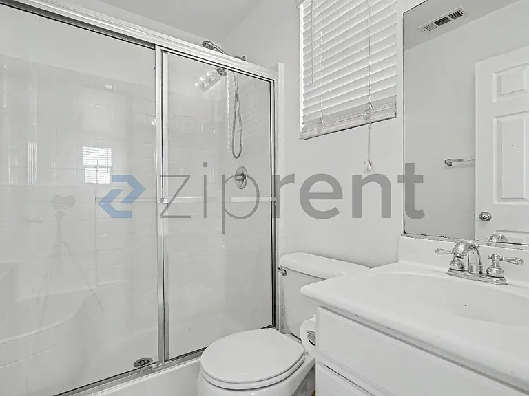 1854 Bankstown Way — Photo 28