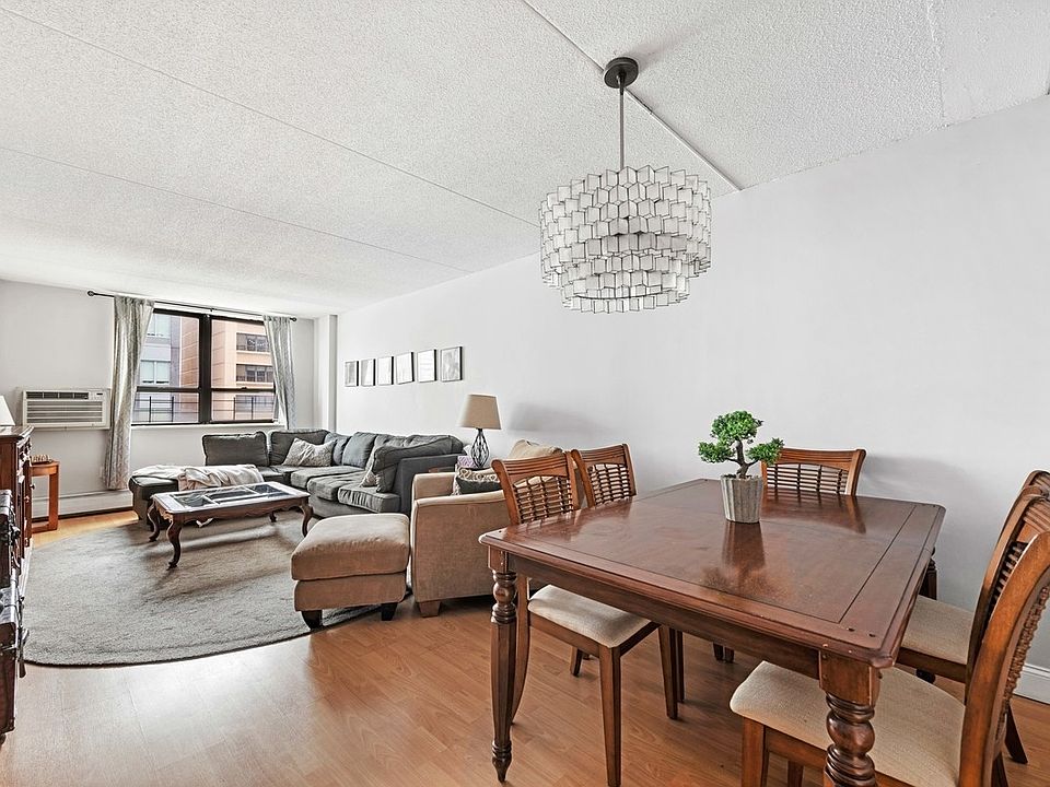 1st image of 220 Manhattan Ave APT 4K