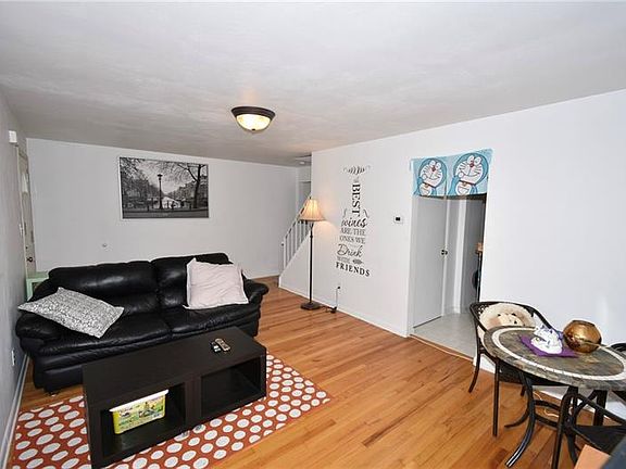 4th image of 435 Elmer St