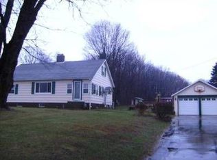 596 Greenville Rd, Mercer, PA 16137