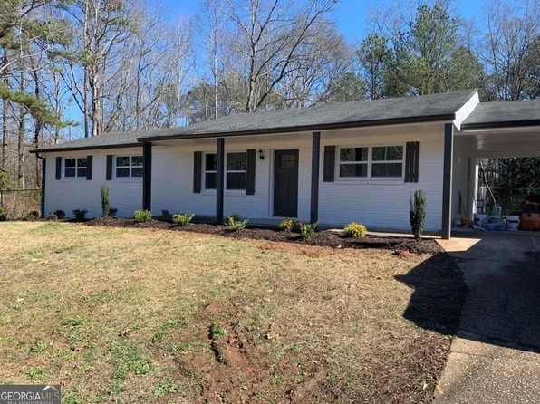 2305 Chestnut Log Pl, Lithia Springs, GA 30122