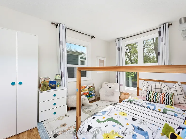 58 Valhalla Blvd — Photo 17