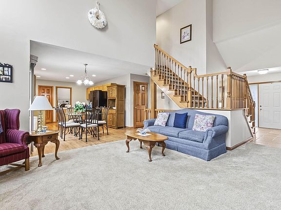 5th image of 6349 Crystal Valley Dr