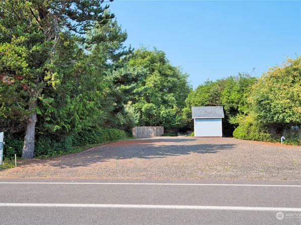 130 Pacific Boulevard NW, Ocean Shores, WA 98569