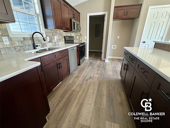 4th image of 2150 Idlewild Way