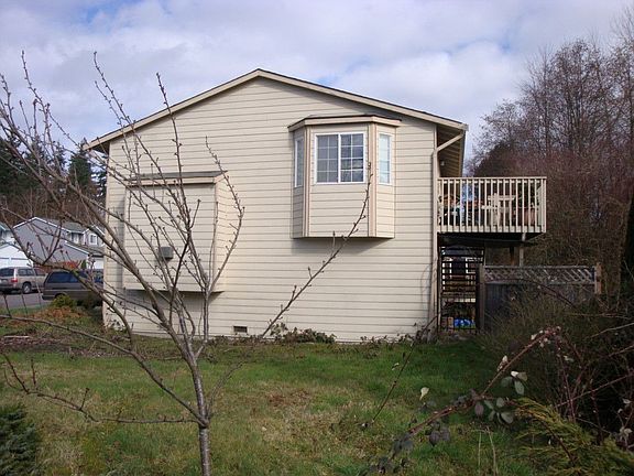 4th image of 10927 21st Dr SE