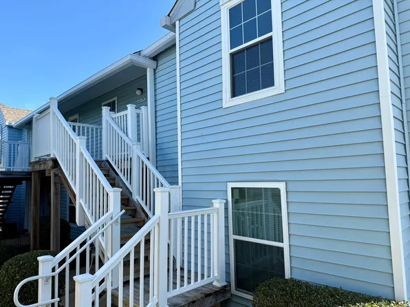 2134 Advent Ct, Virginia Beach, VA 23454