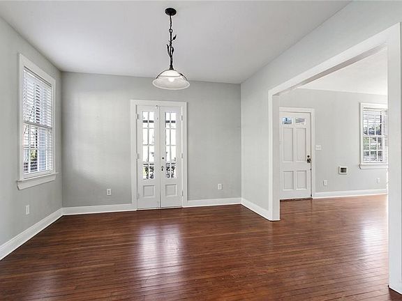 4th image of 5402 S Tonti St