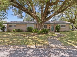 400 Colonial Dr, Lafayette, LA 70506