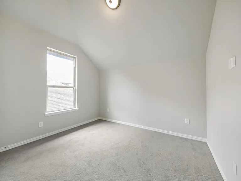 9920 Bitterroot Dr — Photo 21