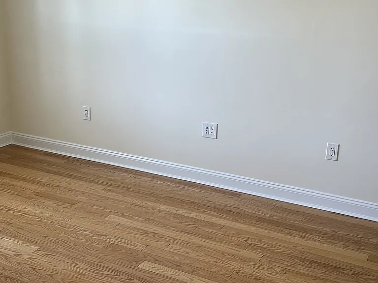 85T Thornton Rd #85 — Photo 9