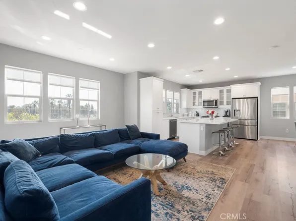 842 Iris Way Unit A, Azusa, CA 91702