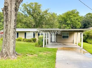 11469 Wingate Rd N, Jacksonville, FL 32218