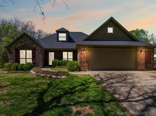 18104 S Cedar Ridge Rd, Claremore, OK 74019