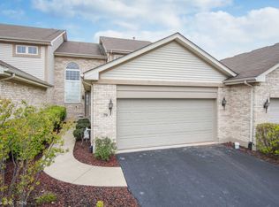 79 Iliad Dr, Tinley Park, IL 60477