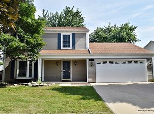 1544 Sawgrass Ct, Elgin, IL 60123