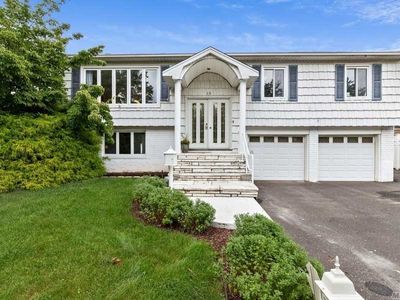 15 N Service Rd, Syosset, NY, 11791
