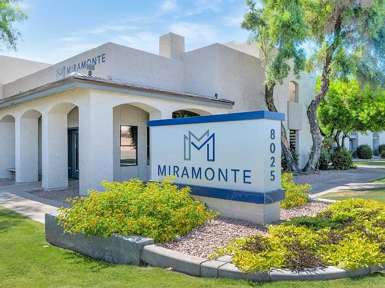 Miramonte — Photo 46