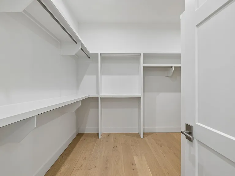 17 Jones Cir — Photo 32