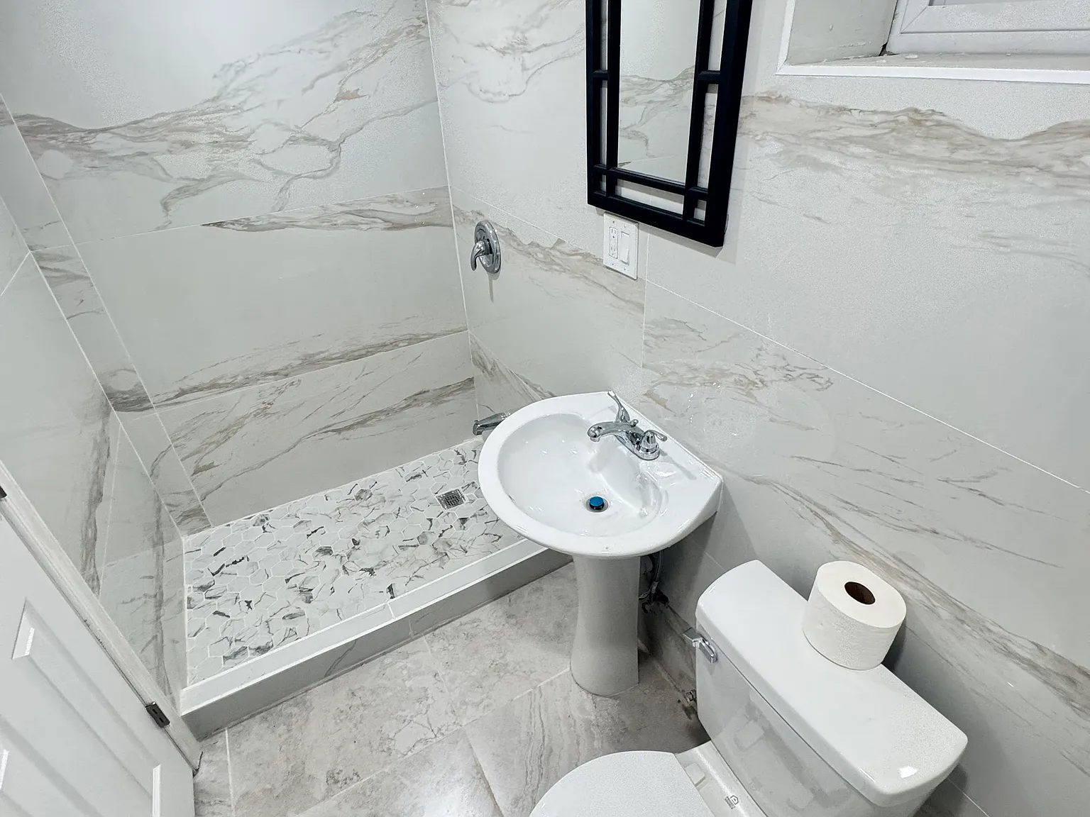 3 bed, $600 — Photo 2