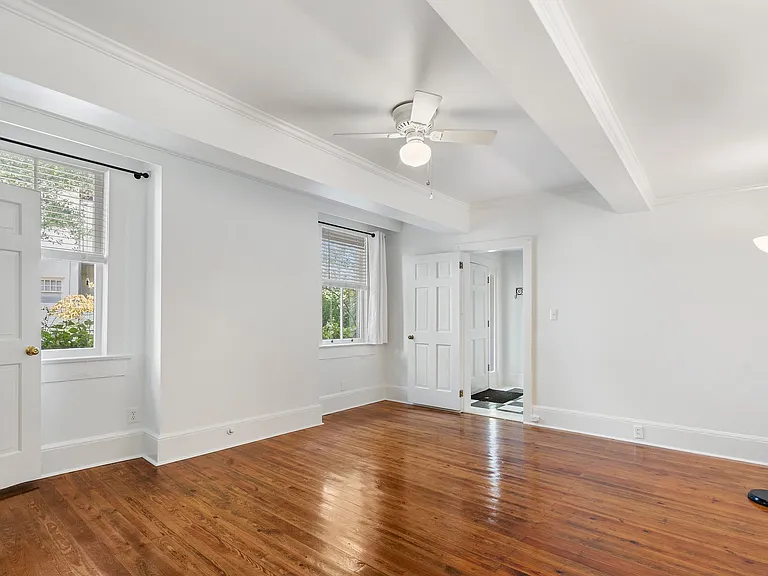 165 17th St NE #1 — Photo 7