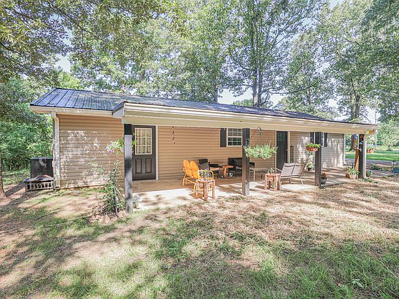 4th image of 117 Cunningham Ln